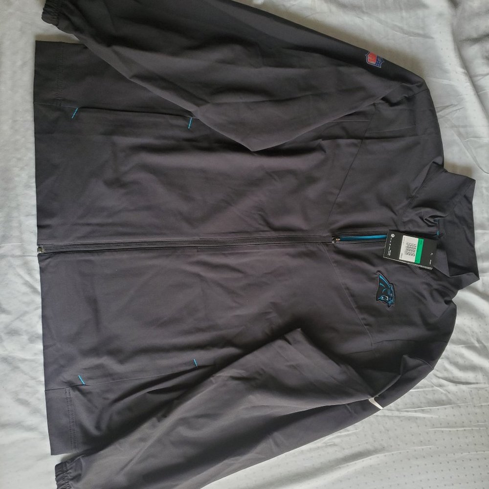 Caroliona panthers windbreaker...nfl equitment